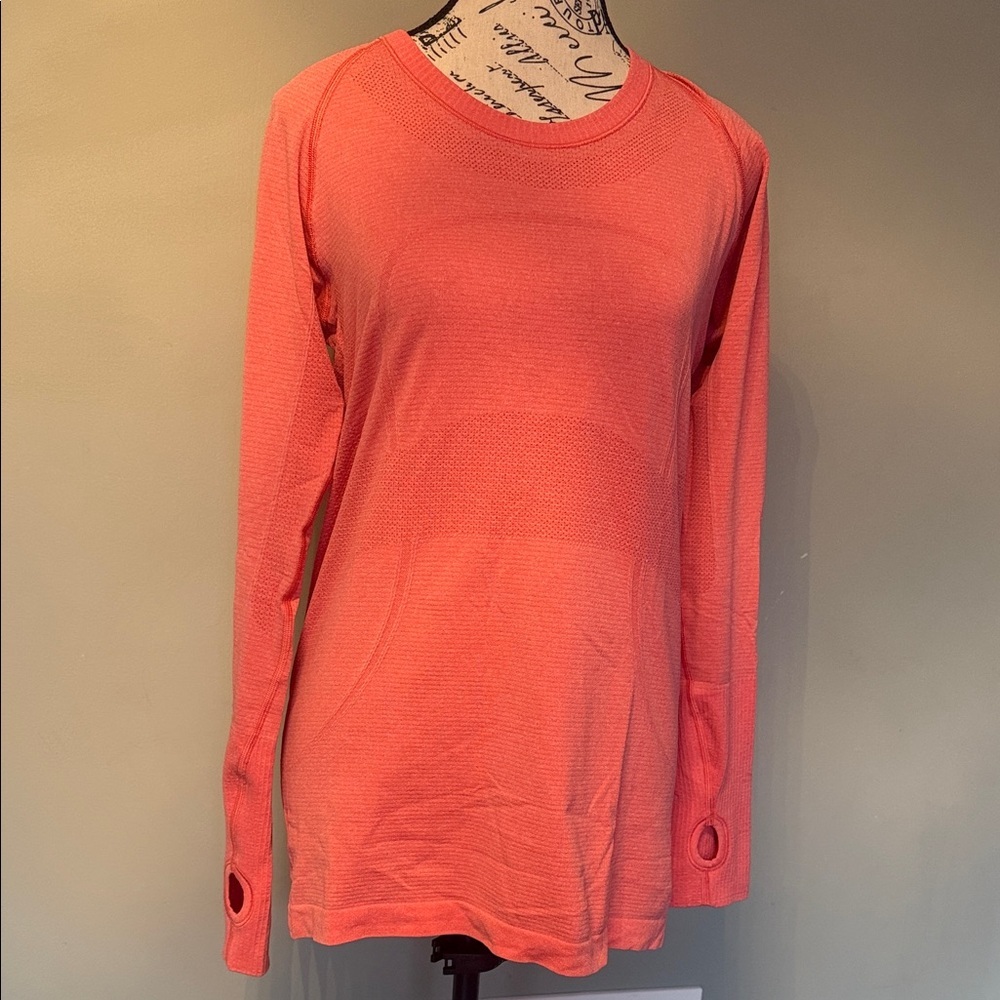 Lululemon Swiftly Coral Long Sleeve Top. Size 10